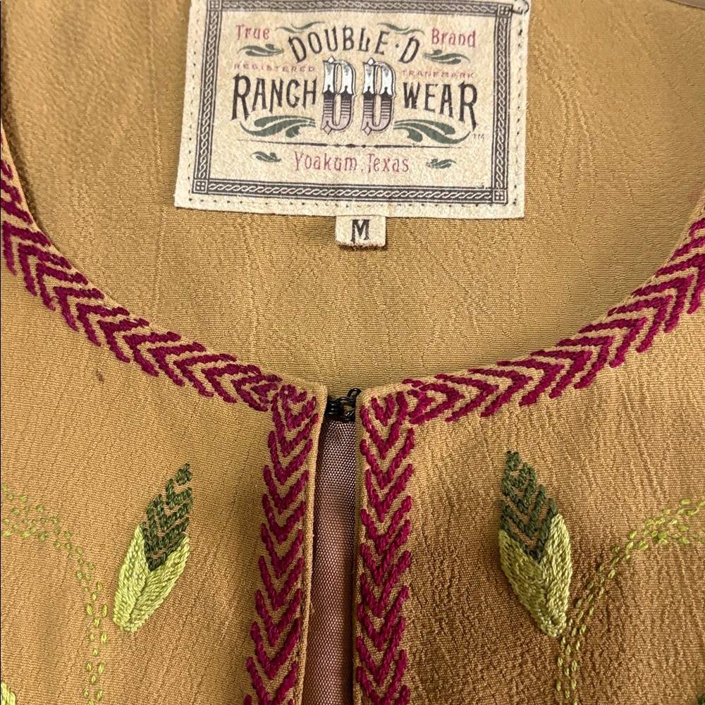 Double D Ranch Vintage Tan Vest with Embroidery; Size M - Picture 3 of 14